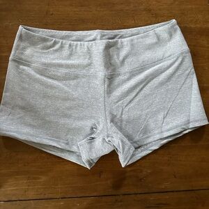 Born Primitive - 2.5 Inch Shorts - Grey/White stripe - Size L